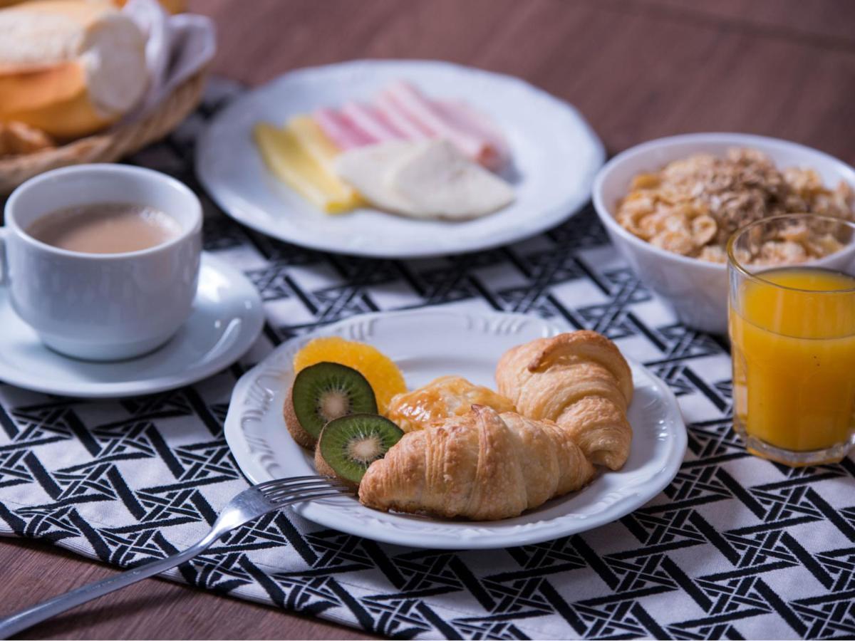 Vila Business Hotel Volta Redonda Zewnętrze zdjęcie